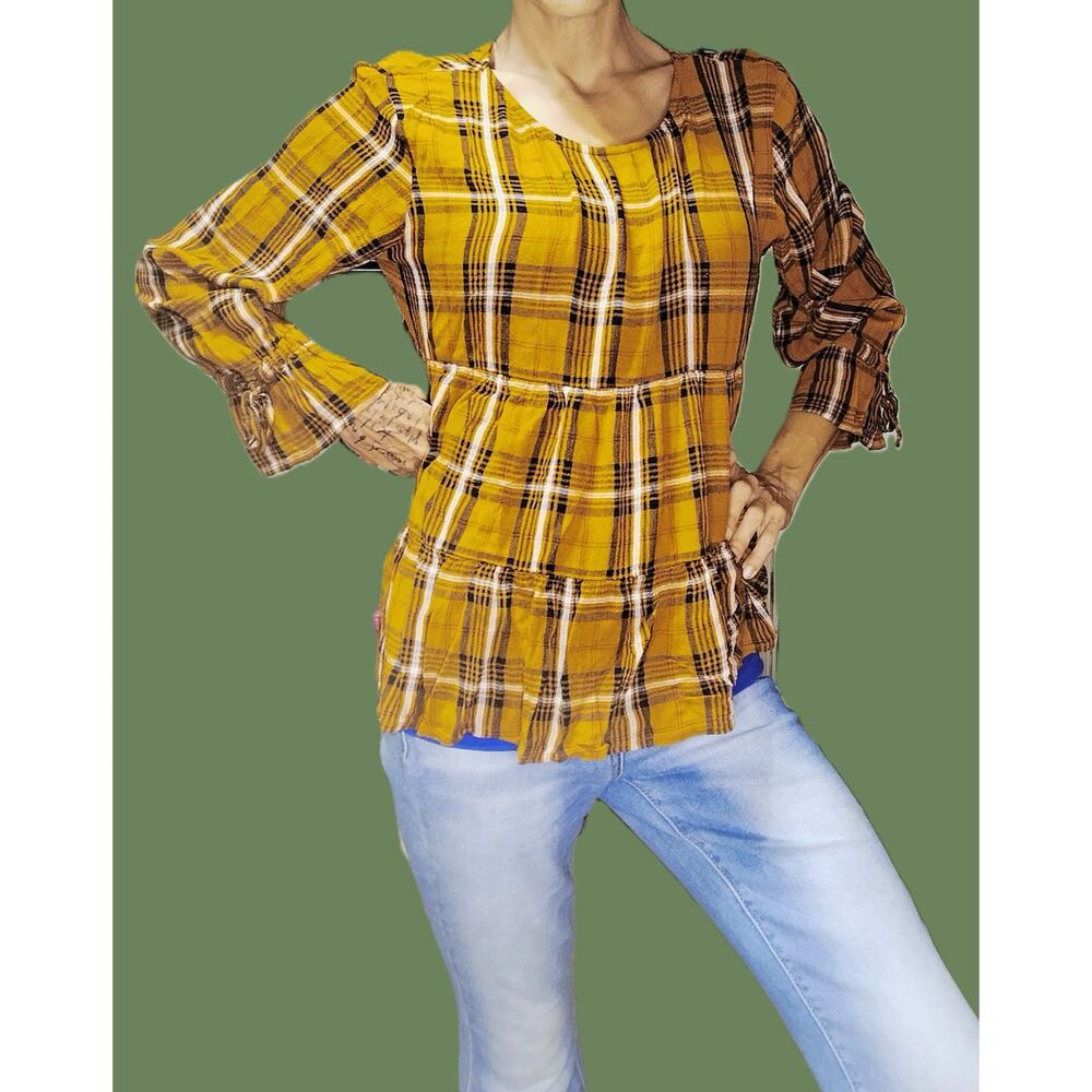 Retro Brown Plaid Tiered Flowy Blouse ~ Boho Medium with Keyhole Back